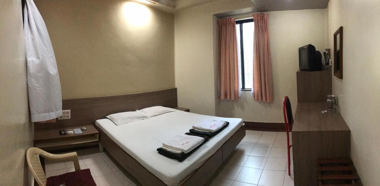 Hotel Satkar Cafeteria Belgaum Εξωτερικό φωτογραφία