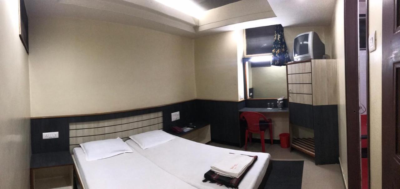 Hotel Satkar Cafeteria Belgaum Εξωτερικό φωτογραφία