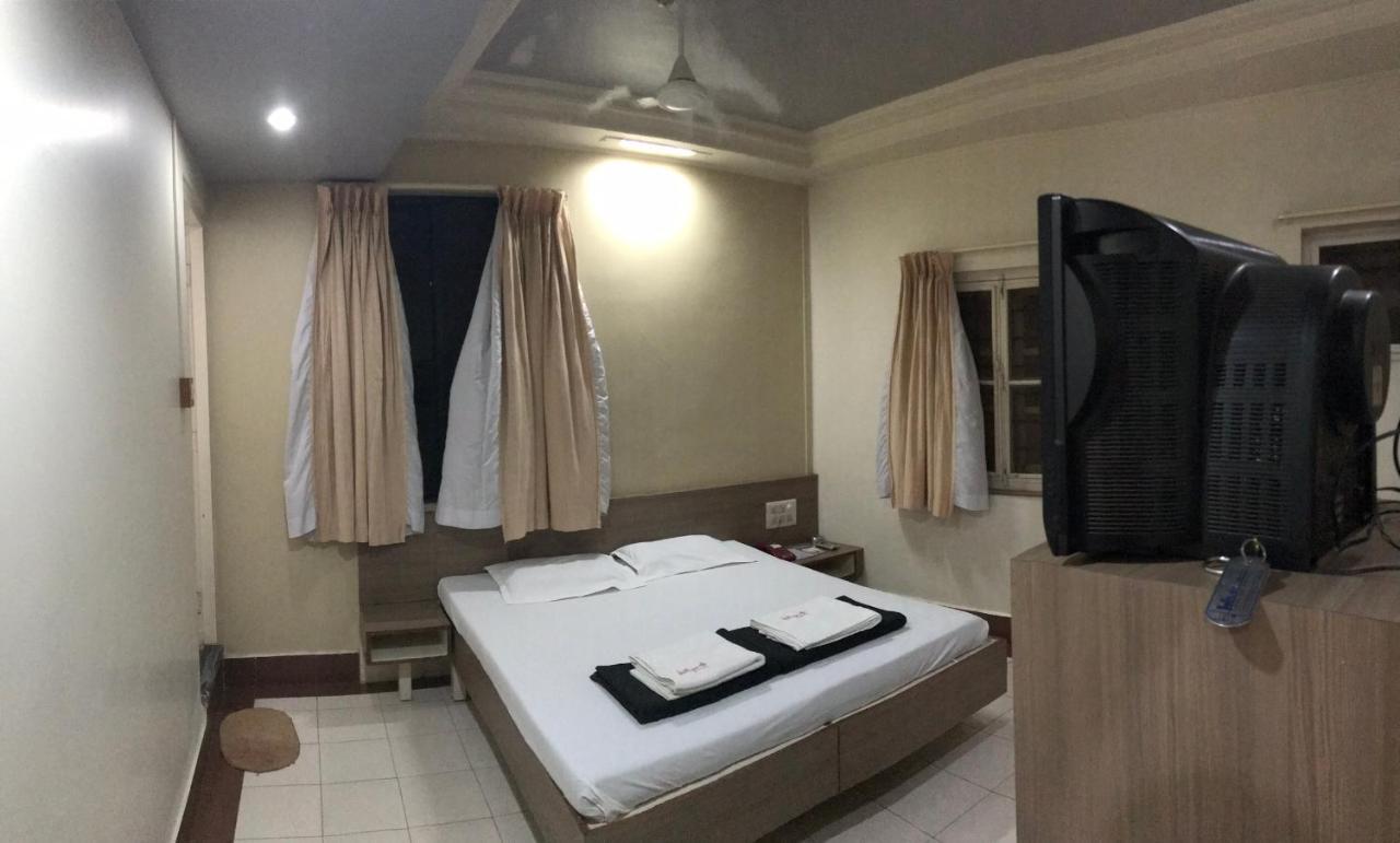 Hotel Satkar Cafeteria Belgaum Εξωτερικό φωτογραφία