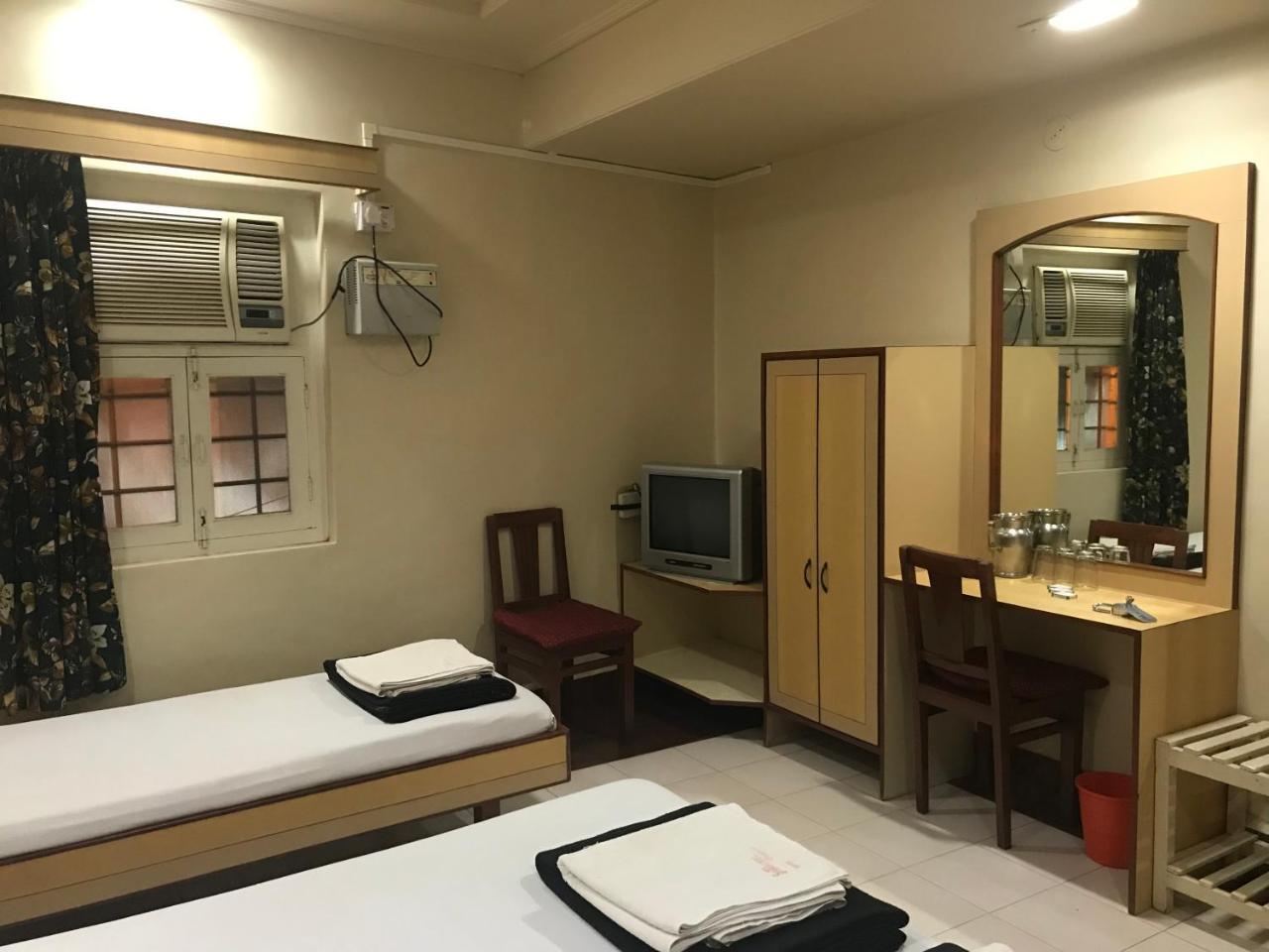 Hotel Satkar Cafeteria Belgaum Εξωτερικό φωτογραφία