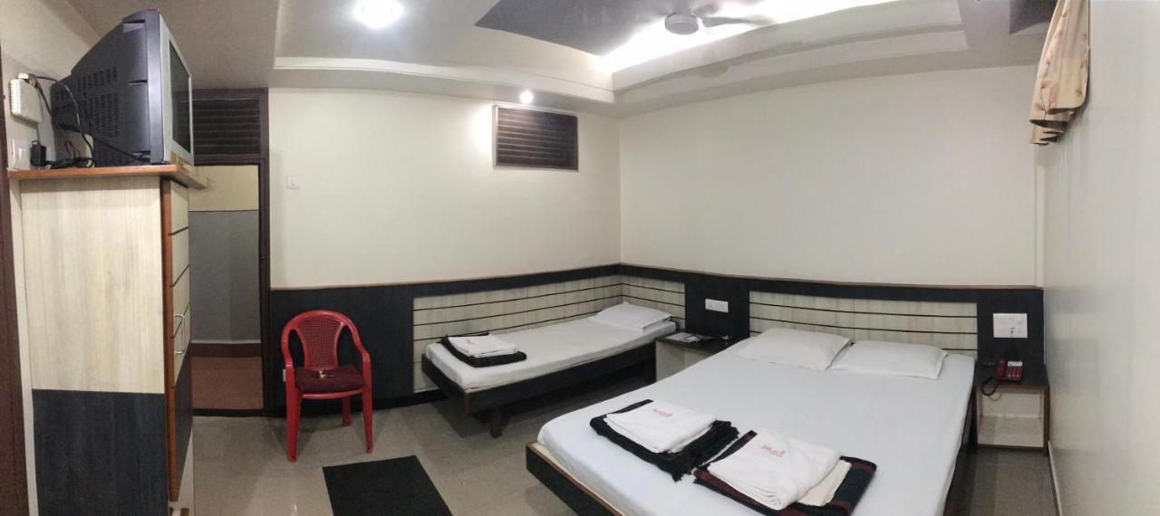 Hotel Satkar Cafeteria Belgaum Εξωτερικό φωτογραφία